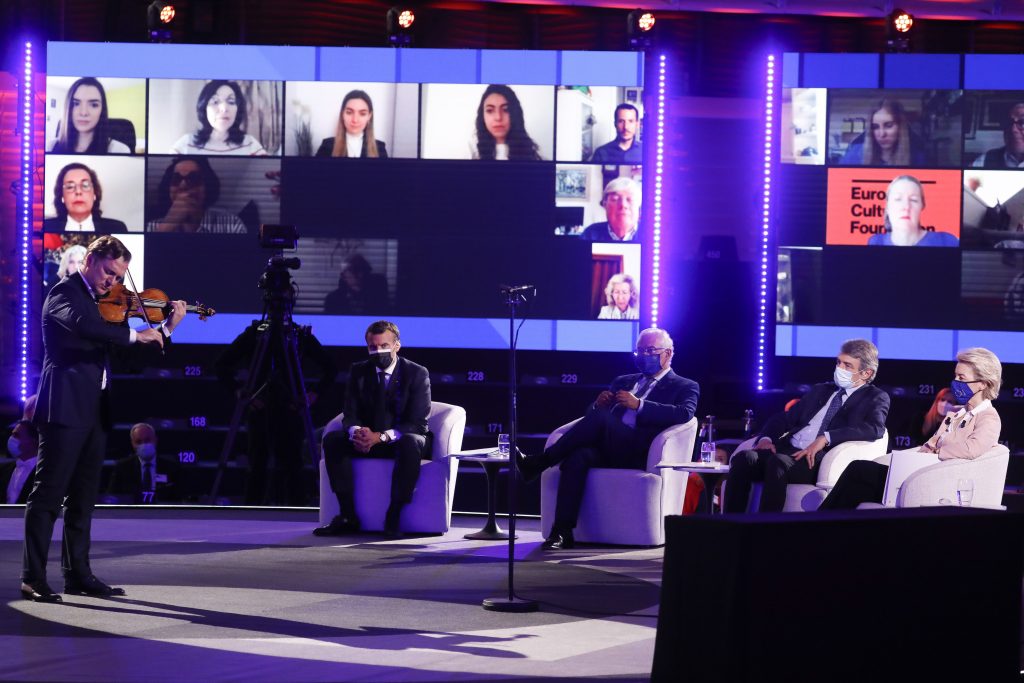 European politicians want citizen panels to be used at EU level