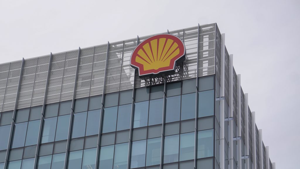 Shell Building Gas Oil and gas majors exaggerating green performance: analysis | Euractiv