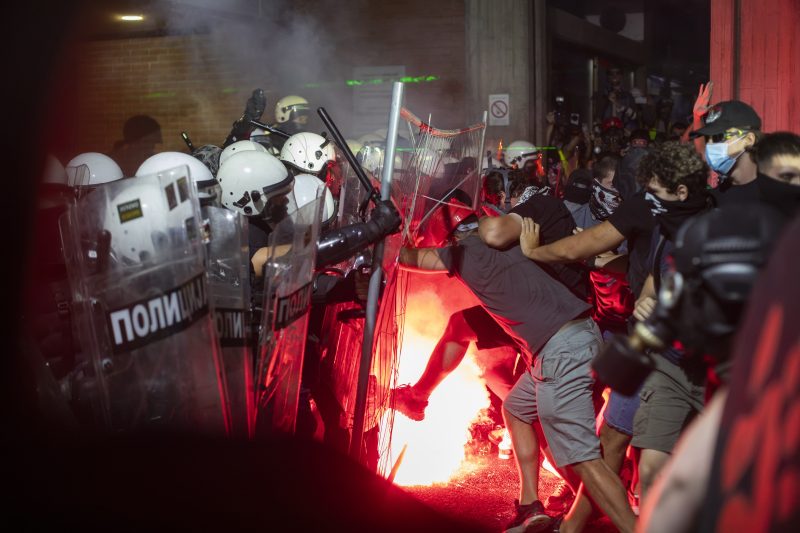 Serbia's Vučić brands European Green Party officials ‘scum’ amid deepening unrest