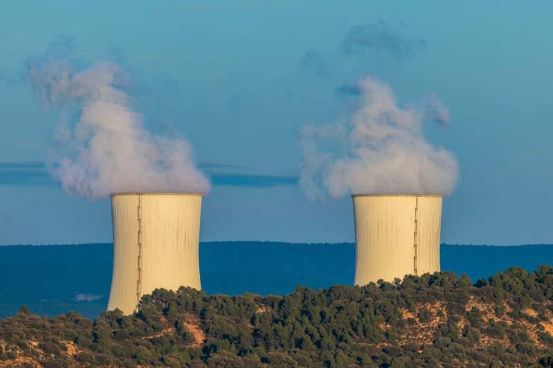 Nuclear debate looms over post-blackout Spain