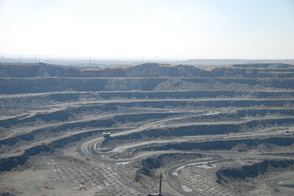 Brussels 'concerned' by new Chinese rare earth restrictions | Euractiv