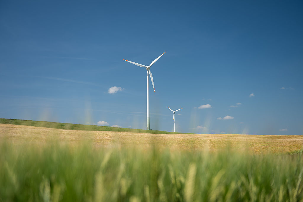 Key obstacles to wind and solar rollout overlooked, report finds