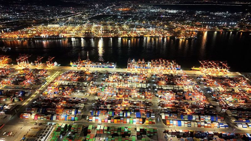 Global net-zero shipping deal set for overhaul during one-year delay