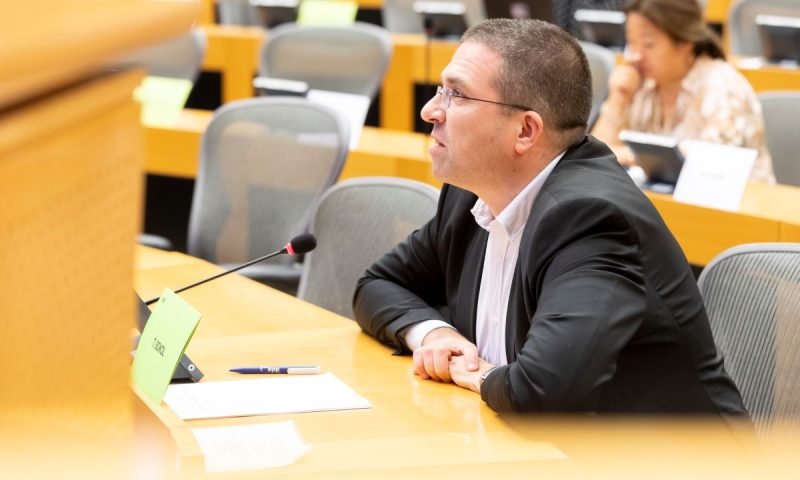 Big pharma data, EU stockpile: Parliament’s asks for the Critical Medicines Act