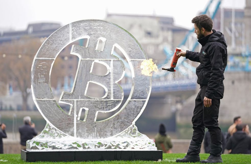 Velika Britanija bo do leta 2027 uvedla regulacijo kriptovalut pod nadzorom FCA