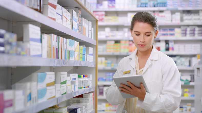 Poland proposes €2.4 billion in health cuts, risking domestic drug production firestorm