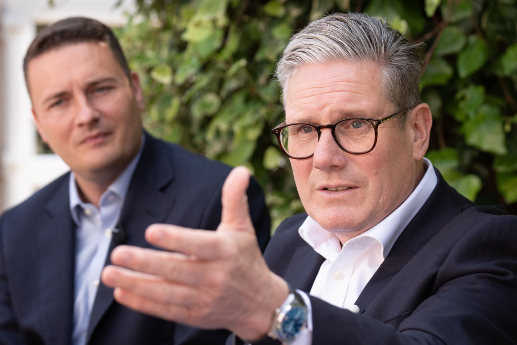 British PM faces Labour revolt over closer EU ties