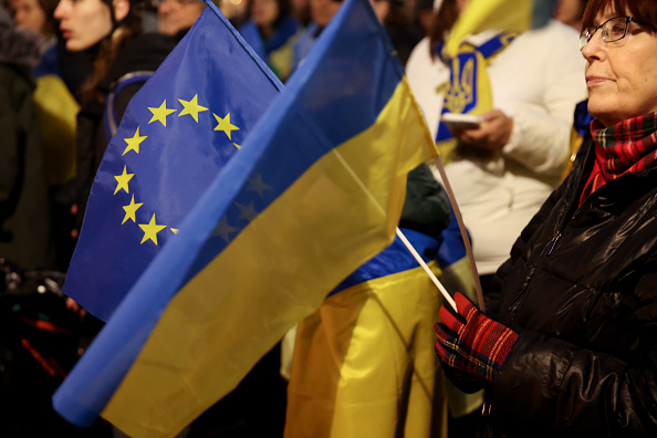 US plan sees Ukraine joining EU in 2027