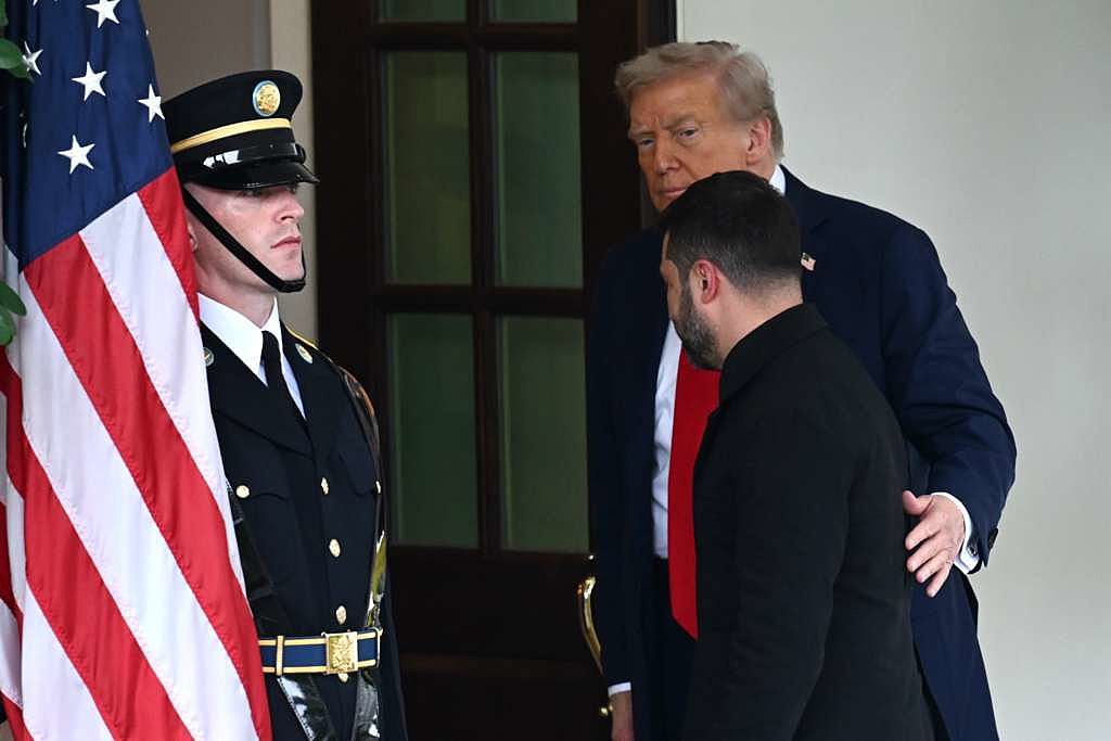 Zelenski napovedal skorajšnje srečanje s Trumpom, Kremelj želi pogovore za zaprtimi vrati