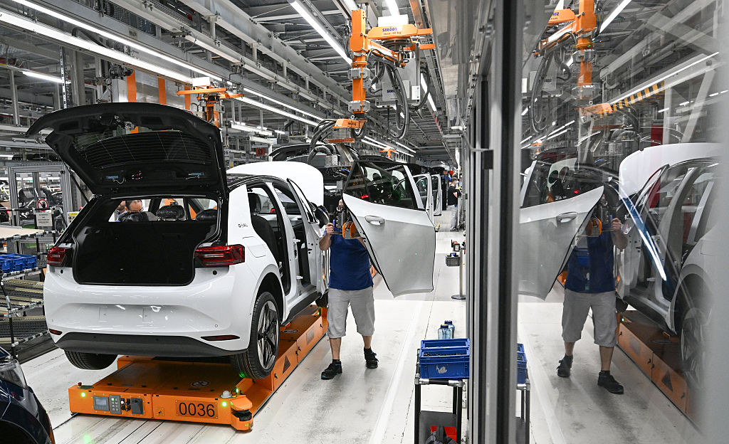 Veteran EPP lawmaker says carmakers guilty for his or her predicament Veteran EPP lawmaker says carmakers guilty for his or her predicament