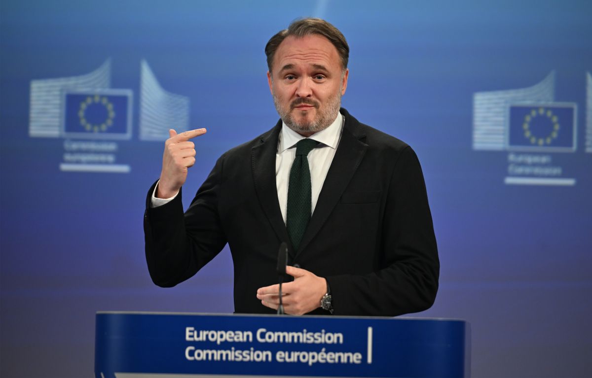 Brussels pitches ‘North Star’ for EU power grid planning to rein in electricity prices