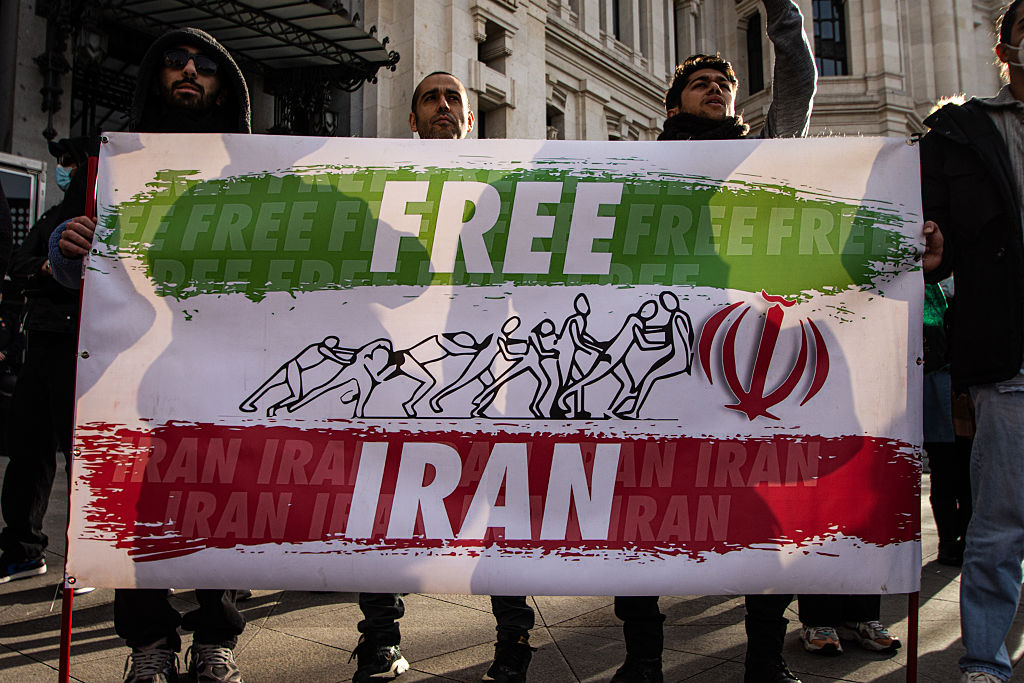 Iran protest death toll rises as alarm grows over crackdown ‘massacre’