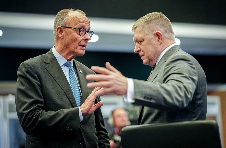 Merz criticises Fico's trip to Russia for Victory Day celebrations |  Euractiv