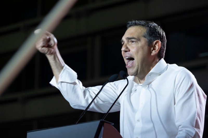 Tsipras comeback shakes up Greek politics
