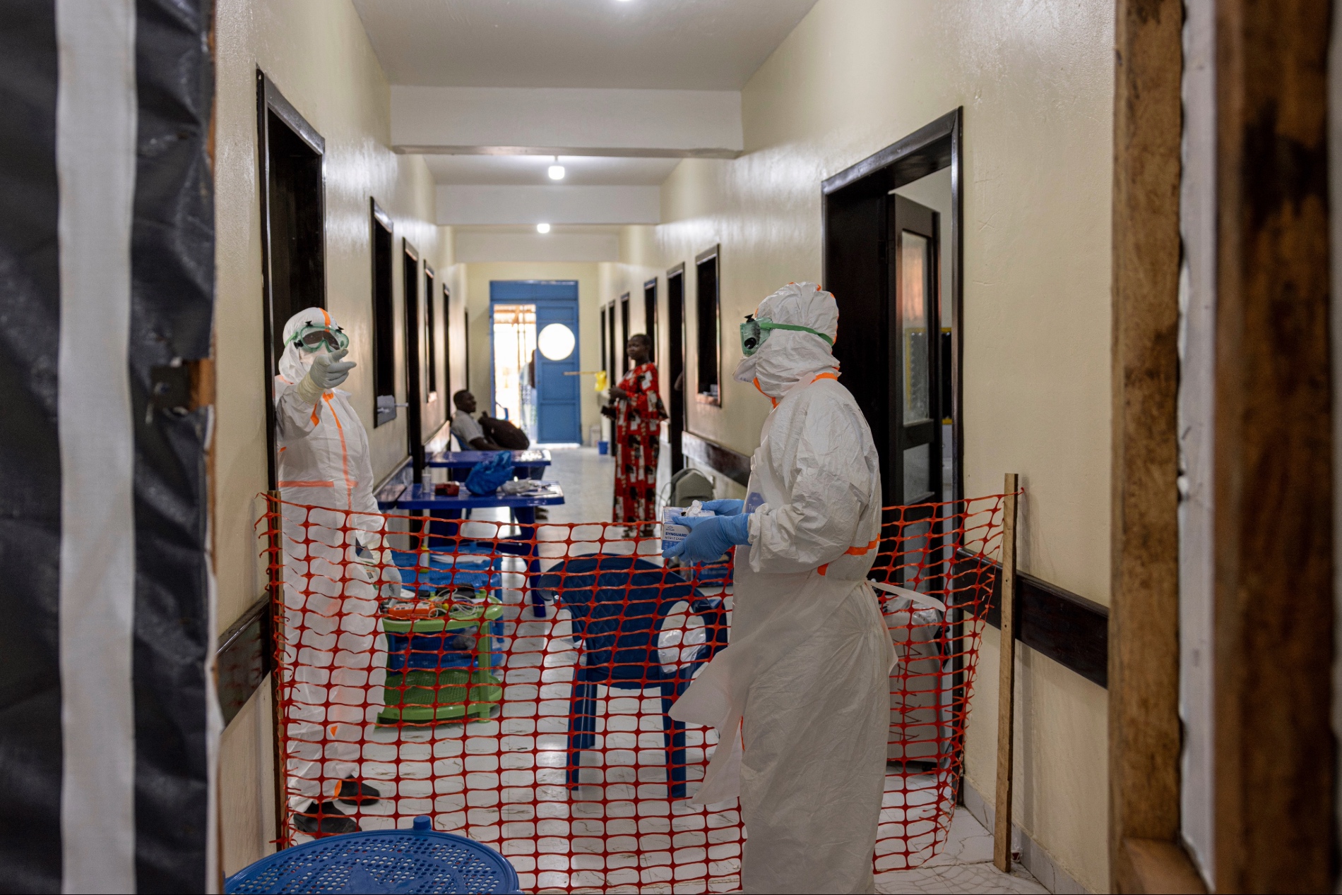 EU countries reject US call for tighter Ebola travel restrictions