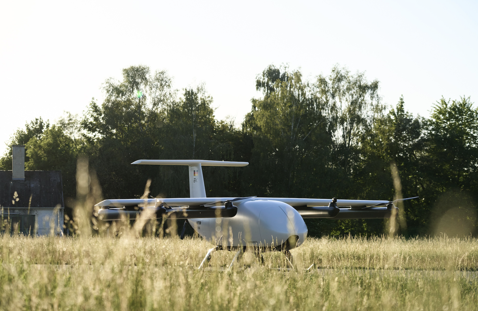 German startup unveils heavy-lift drone aimed at frontline m