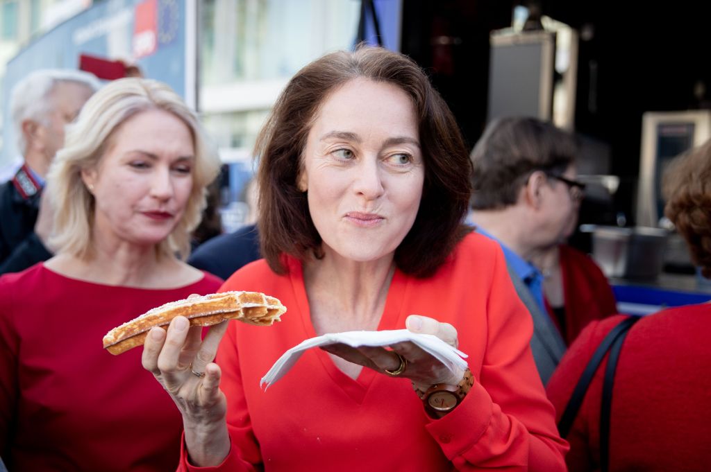 European Parliament plans to build ‘food court’