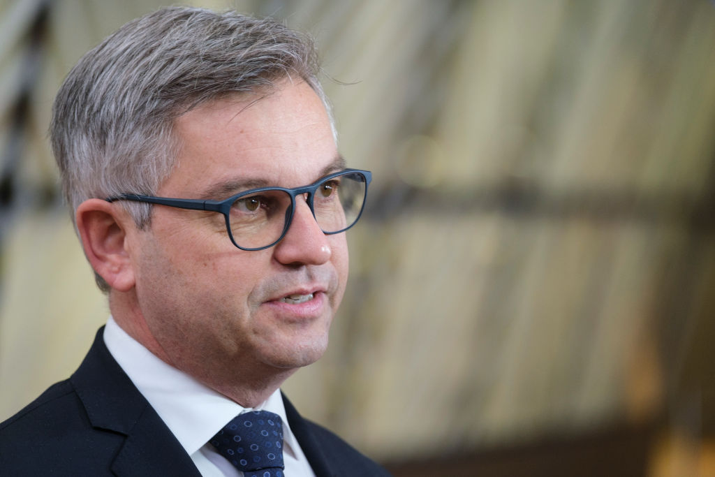 EU leaders eye sanctions against drug gangs