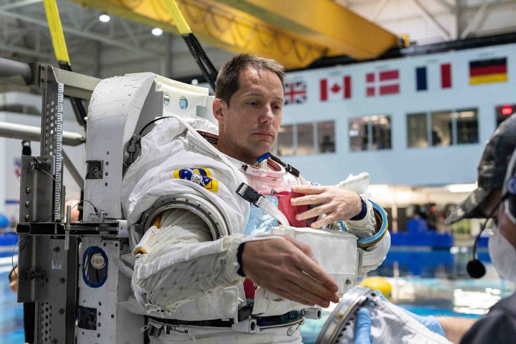 Parliament mulls common budget to send EU astronauts to space