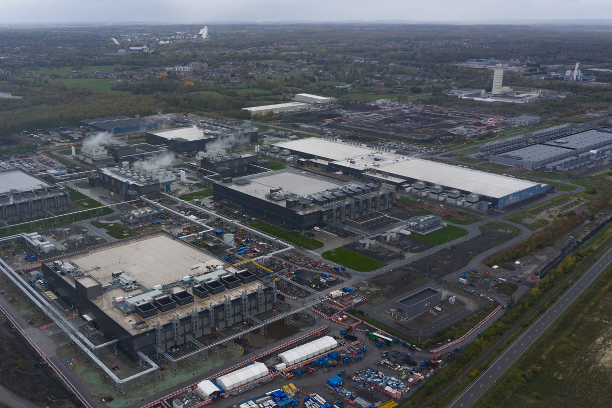An inside look at the EU's push to build AI gigafactories | Euractiv