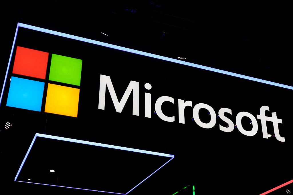 Amazon and Microsoft cloud services targeted under EU big tech rules | Euractiv