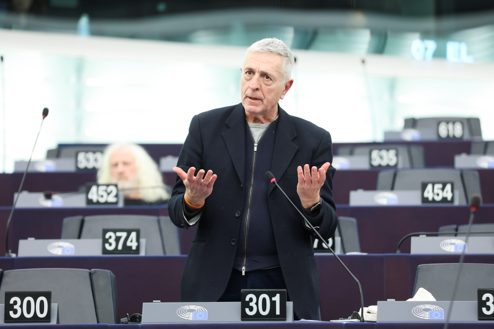 Spyware used to hack Pegasus committee MEP, analysis finds