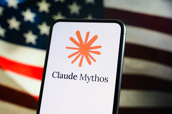 US government lifts restrictions on powerful AI models, Anthropic says