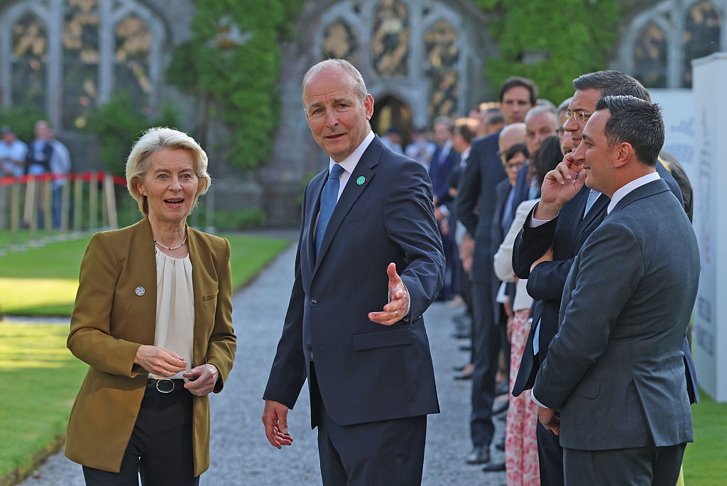 Von der Leyen Supports Commission on Israel, Criticizes EU Governments for Lack of Action