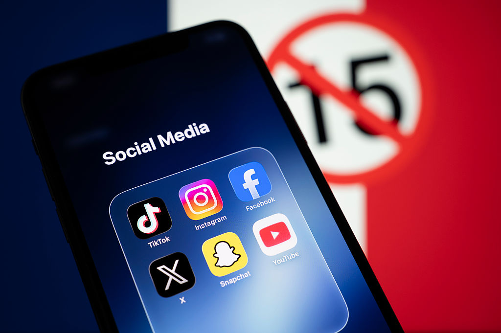 Greece signals fast-track social media ban for minors