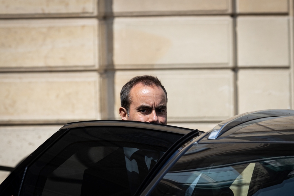 French PM gives ministers 15 days to enact cybersecurity plan