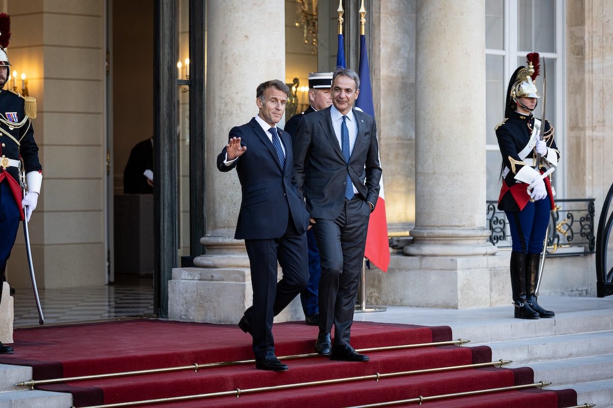 Athens banks on Paris to advance electric cable with Israel