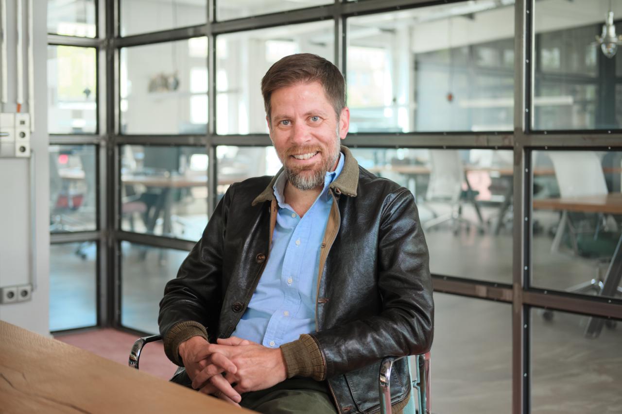 Matthew Karnitschnig tritt als Chefredakteur von Euractiv zurück