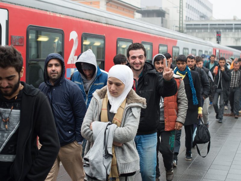 Austria Tightens Law On Illegal Aliens Refugees Euractiv Com