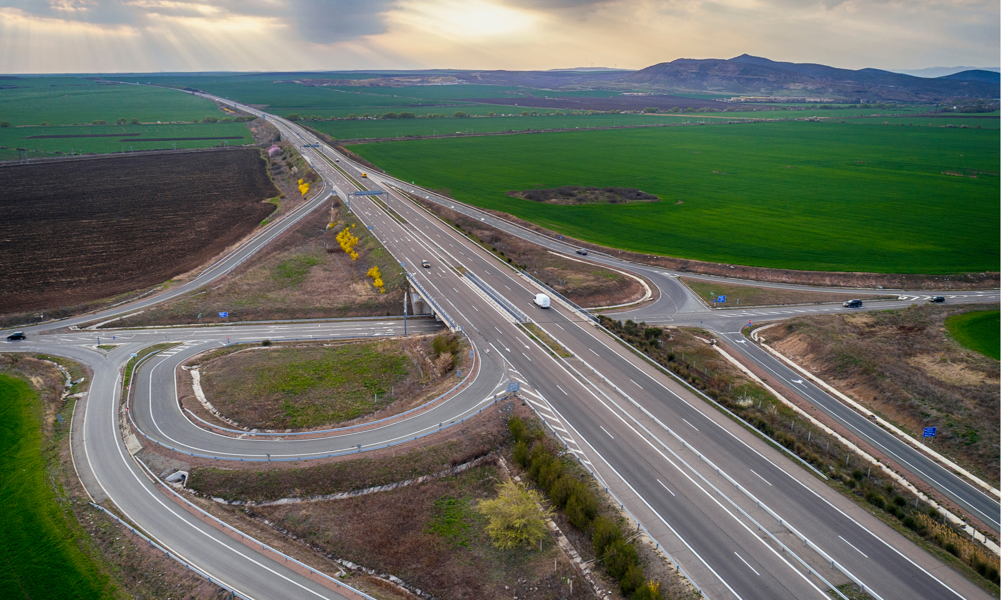 Bulgaria building Balkans' longest tunnel – EURACTIV.com