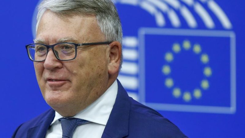 Commission confident Italy will eventually introduce minimum wage system –  EURACTIV.com