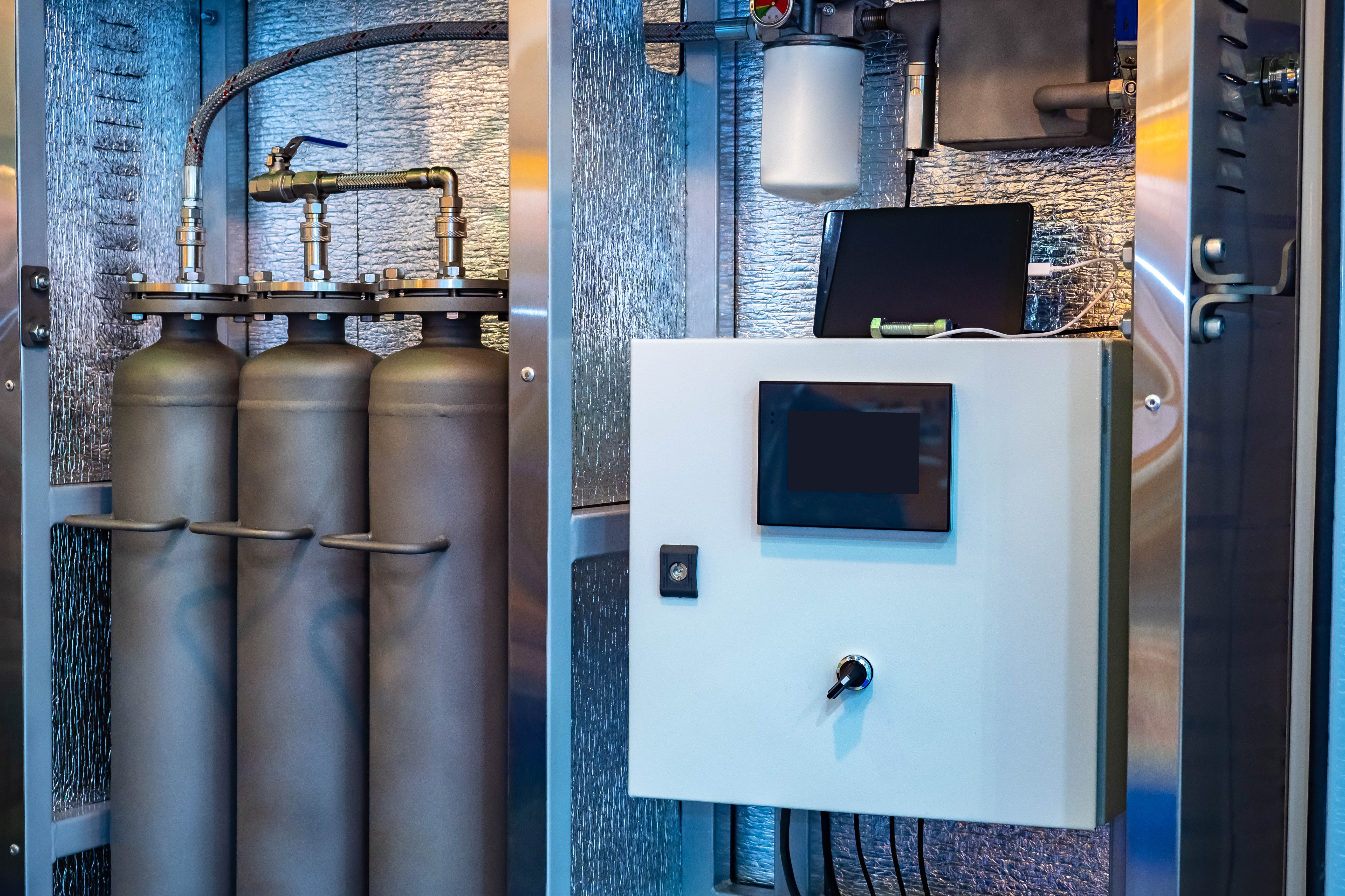 Heating with hydrogen could double consumer bills, report warns –  EURACTIV.com
