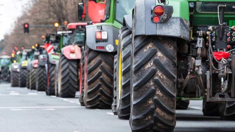 Slovenian farmers up in arms over environmental restrictions - Vimarsana News