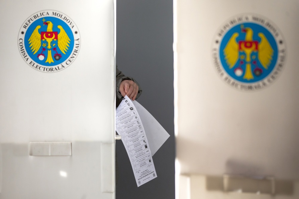 Stunning Moldova Election: Pro-eu Party Takes Decisive Lead Background Photography Stunning Moldova Election: Pro-eu Party Takes Decisive Lead Background Photography