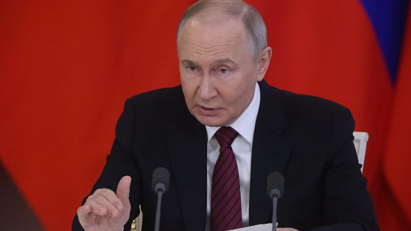 Putin proposes direct Ukraine talks but quiet on 30-day ceasefire